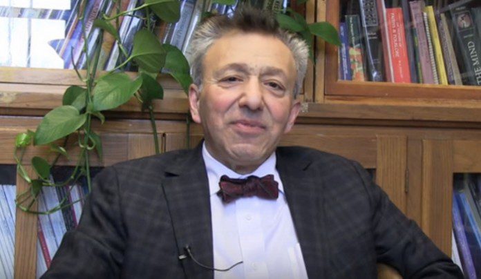 Pros and Cons of Dictatorships Pros and Cons of Dictatorships